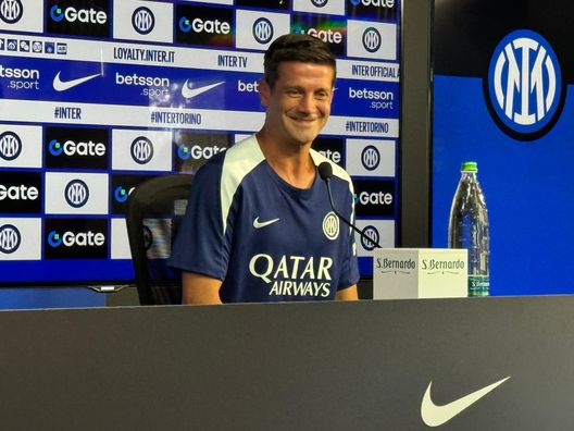 Chivu: “Dove schiero Frattesi. Calhanoglu? Passato alle spalle. So che Esposito…”- immagine 2