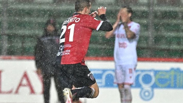 Virtus Verona, l’eterno Juanito Gomez: “Ripartiamo da… Padova” Virtus Verona, l’eterno Juanito Gomez: “Ripartiamo da… Padova” - immagine 1