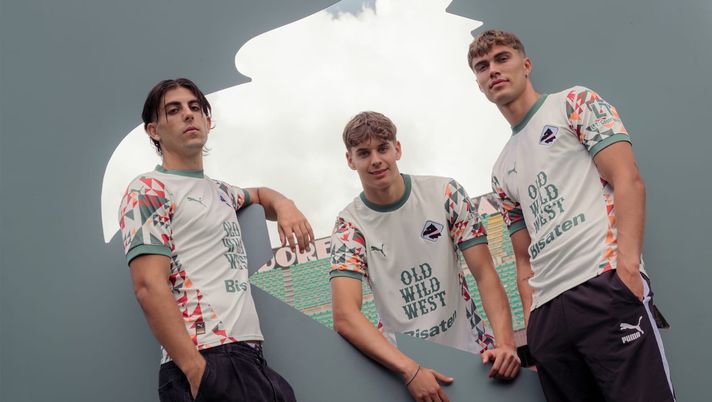 FOTO, Puma e Palermo FC presentano il nuovo “Third Kit” 2024/2025 FOTO, Puma e Palermo FC presentano il nuovo “Third Kit” 2024/2025 - immagine 1