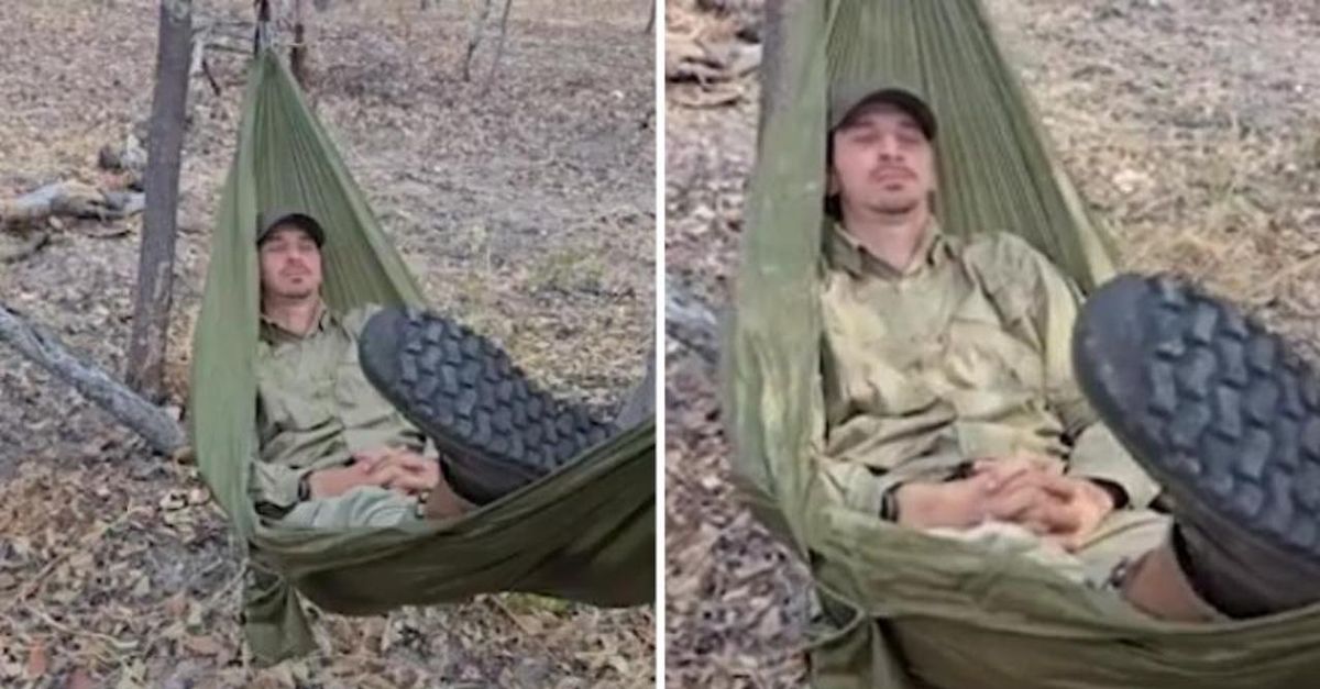 il solito ibrahimovic dorme sull8217amaca e fa discutere i social video