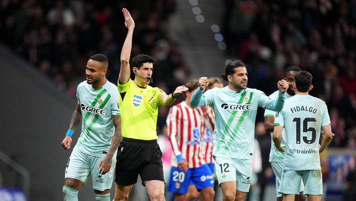 Spagna, arrestato un arbitro fintosi agente di polizia e accusato di aver violentato una sex worker - immagine 1