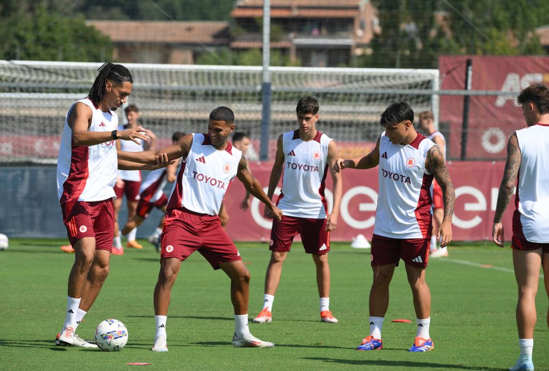 Roma, lavoro sul campo e in palestra a Trigoria – FOTO GALLERY - immagine 12