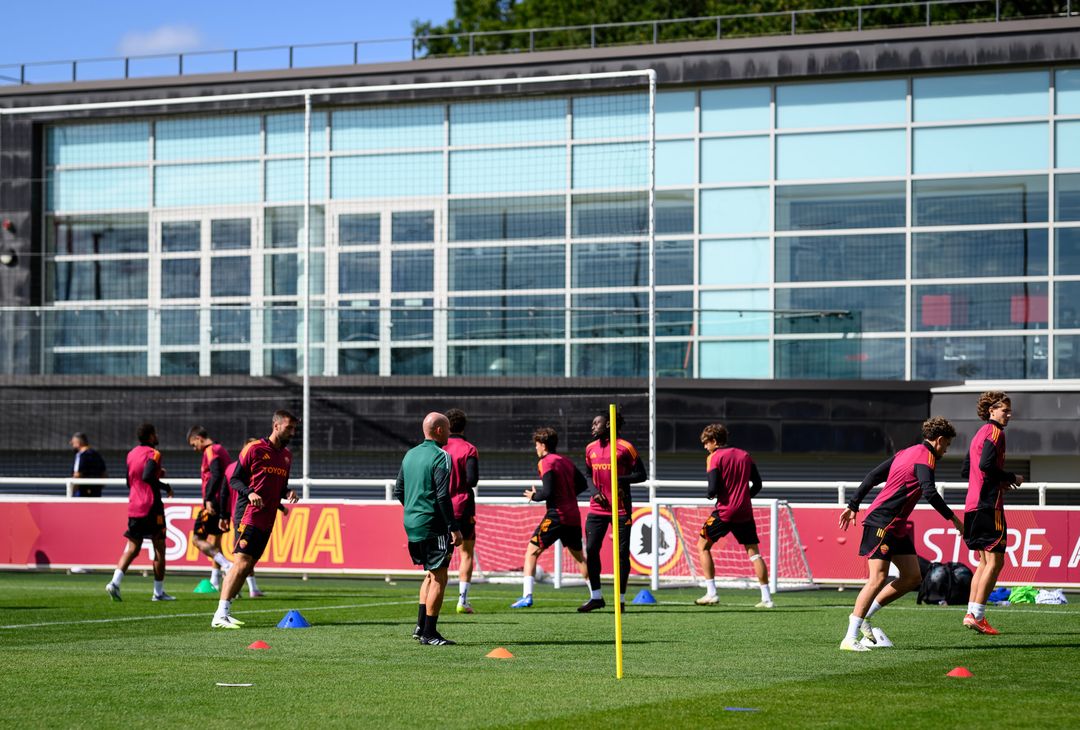Roma, il secondo giorno di ritiro al St. George’s Park – FOTO GALLERY - immagine 65