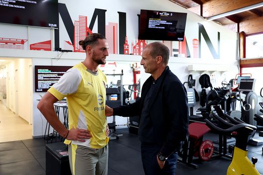 rabiot-e-il-dettaglio-delle-scarpe-slacciate-cosa-c'è-dietro-curiosità-milan