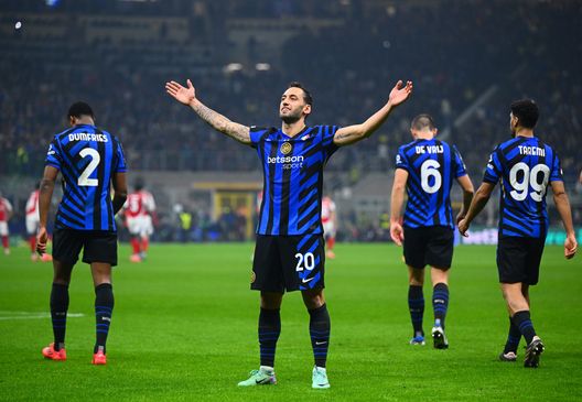 Calhanoglu: “Rigori? Non scappo, se sbaglio ne tirerò altri. Juve? Dissi ai mei compagni…”- immagine 2