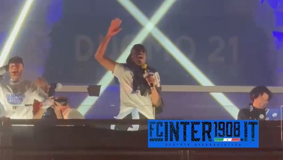 Dumfries “rovina” la festa Inter: striscione contro Hernandez. Inchiesta Figc: esito già scritto- immagine 3