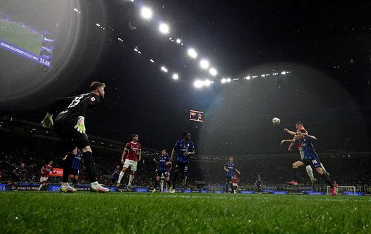 milan-addio-jovic-mercato-calciomercato-contratto-gol-carriera-inter-vittime-preferite-schalke-dusseldorf