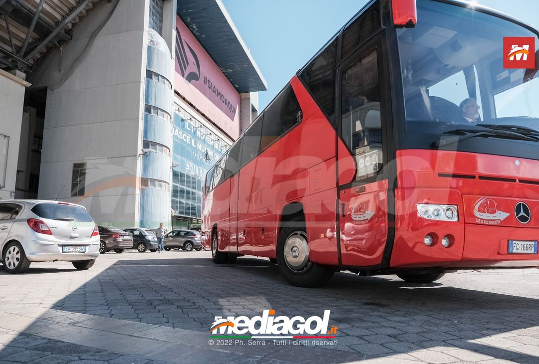 FOTO Ternana-Palermo, i rosanero in partenza dallo stadio “Renzo Barbera” (Gallery) - immagine 22