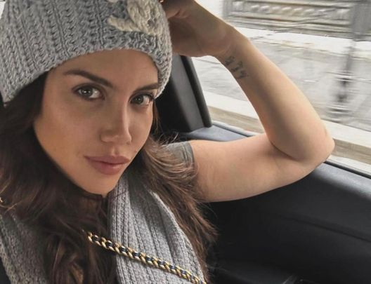 Wanda Nara, tutta la galleria di selfie sexy a Roma: la moglie di Icardi raccoglie solo applausi Wanda Nara, tutta la galleria di selfie sexy a Roma: la moglie di Icardi raccoglie solo applausi - immagine 1