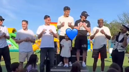 Gli azzurri tornano a sorridere: l’esilarante momento alla festa di baby Di Lorenzo