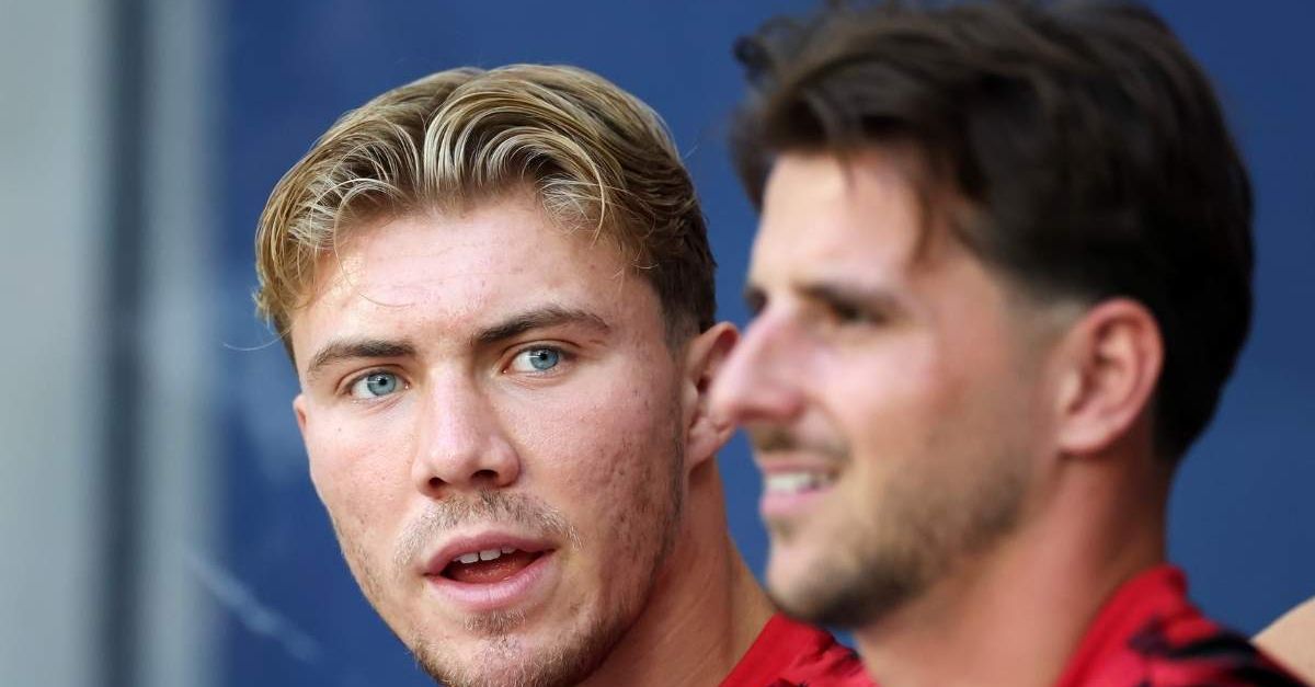 calciomercato milan amorim manda un chiaro segnale a hojlund