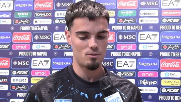 Gutierrez: “Un privilegio lavorare con Conte. Ecco dove mi piace giocare. Che passione a Napoli!” Gutierrez: “Un privilegio lavorare con Conte. Ecco dove mi piace giocare. Che passione a Napoli!” - immagine 1