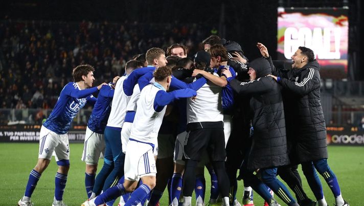 Serie A, Como-Roma 2-1: Malen illude, lariani da soli al quarto posto in classifica - immagine 1