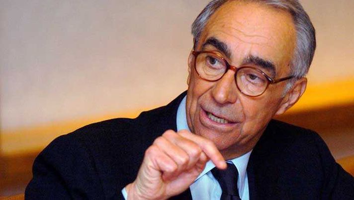 Intervenuto a Repubblica, Franco Carraro si è espresso in merito al caos che ha travolto la FIGC nell'ultima settimana. Franco Carraro