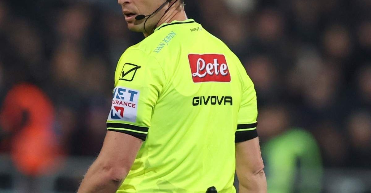 moviola di cagliari milan bene l8217arbitro abisso direzione di gara corretta nessun rigore su mano di ricci da Pianetamilan.it moviola di cagliari milan bene l8217arbitro abisso direzione di gara corretta nessun rigore su mano di ricci