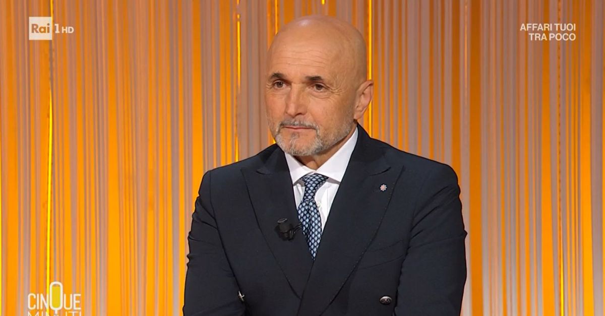 Spalletti: “Io e De Laurentiis rapporto conflittuale. Con Totti super amici” Spalletti: “Io e De Laurentiis rapporto conflittuale. Con Totti super amici”
