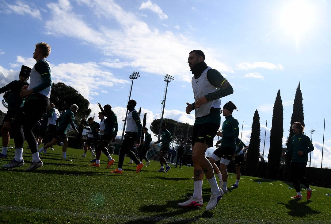 Lazio, prima del Bologna il ritiro a Coverciano: le foto dell’allenamento – GALLERY - immagine 4