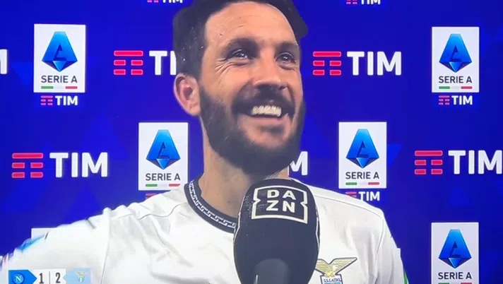 Luis Alberto: “Meno male che abbiamo vinto: non si può giocare con arbitri così” - immagine 1