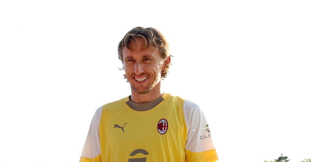 Milan, auguri a Modric. Ibrahimovic: “Sei il migliore. Continua ad essere leader” | VIDEO