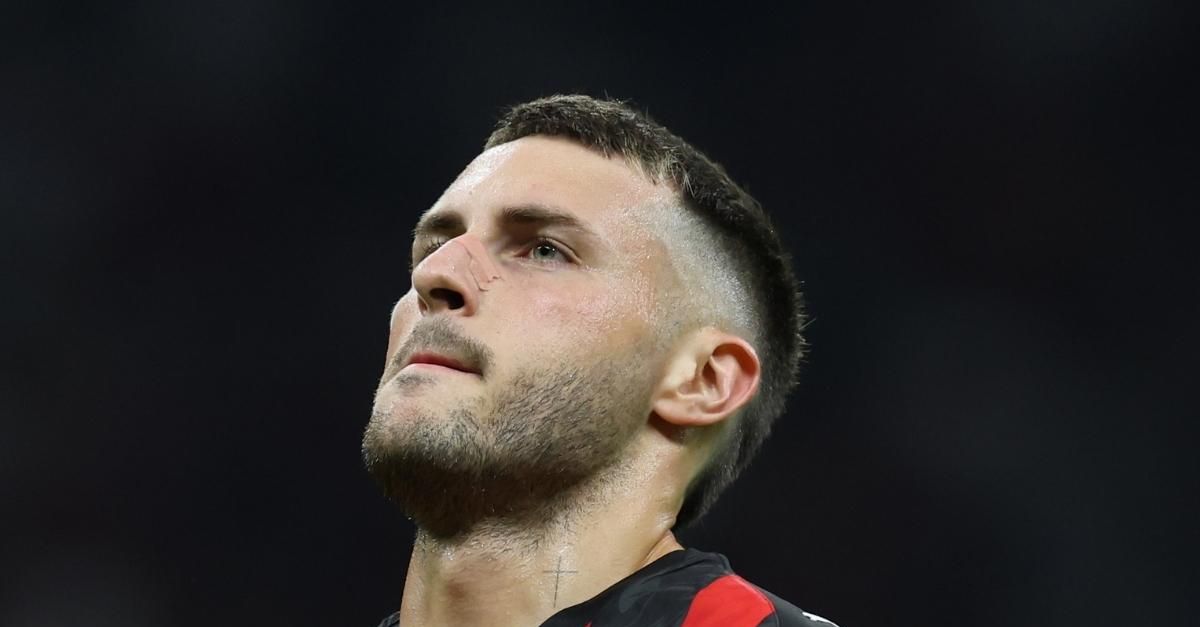 milan operazione per gim233nez quanto pu242 stare fermo e la duplice volont224 del 8216bebote8217 da Pianetamilan.it milan operazione per gim233nez quanto pu242 stare fermo e la duplice volont224 del 8216bebote8217