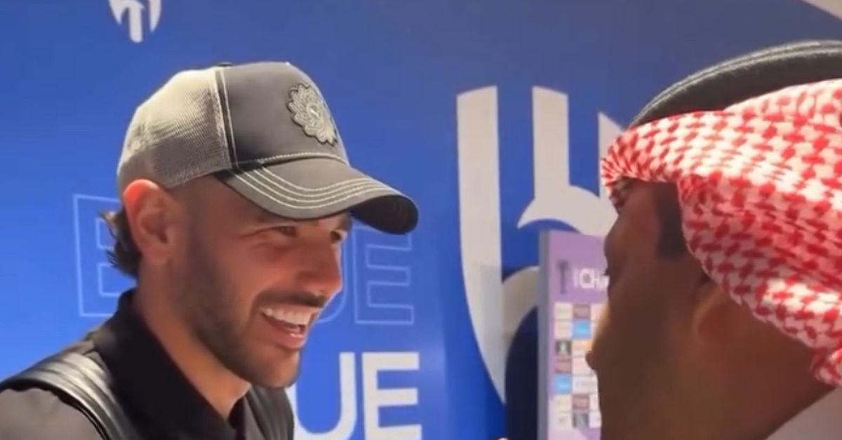 "Se vinci ti regalo un orologio blu, ma se perdi...": la nuova vita di Theo in Arabia