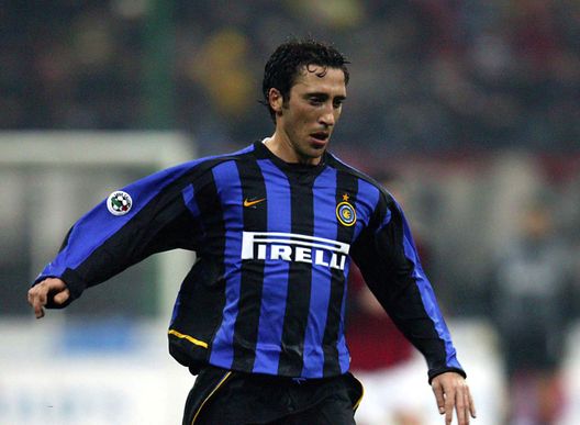 Morfeo: “Calcio di oggi mi fa schifo. Adriano un animale. Inter? So di aver fatto incazzare…” - immagine 1