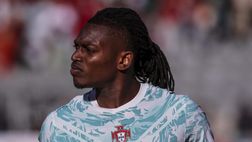 Leao e le chance di permanenza al Milan con Amorim, Romano: “Ve lo confermo al 100%: cosa succede”