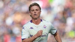 Fiorentina, la formazione ufficiale in Conference: la scelta su Gudmundsson, Dzeko, Gosens e Fagioli