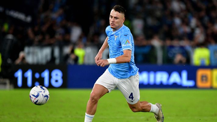 ROME, ITALY - SEPTEMBER 23: Patric of SS Lazio in action during the Serie A TIM match between SS Lazio and AC Monza at Stadio Olimpico on September 23, 2023 in Rome, Italy. (Photo by Marco Rosi - SS Lazio/Getty Images) Patric: “Il Bologna con Motta sta facendo grandi cose” - immagine 1