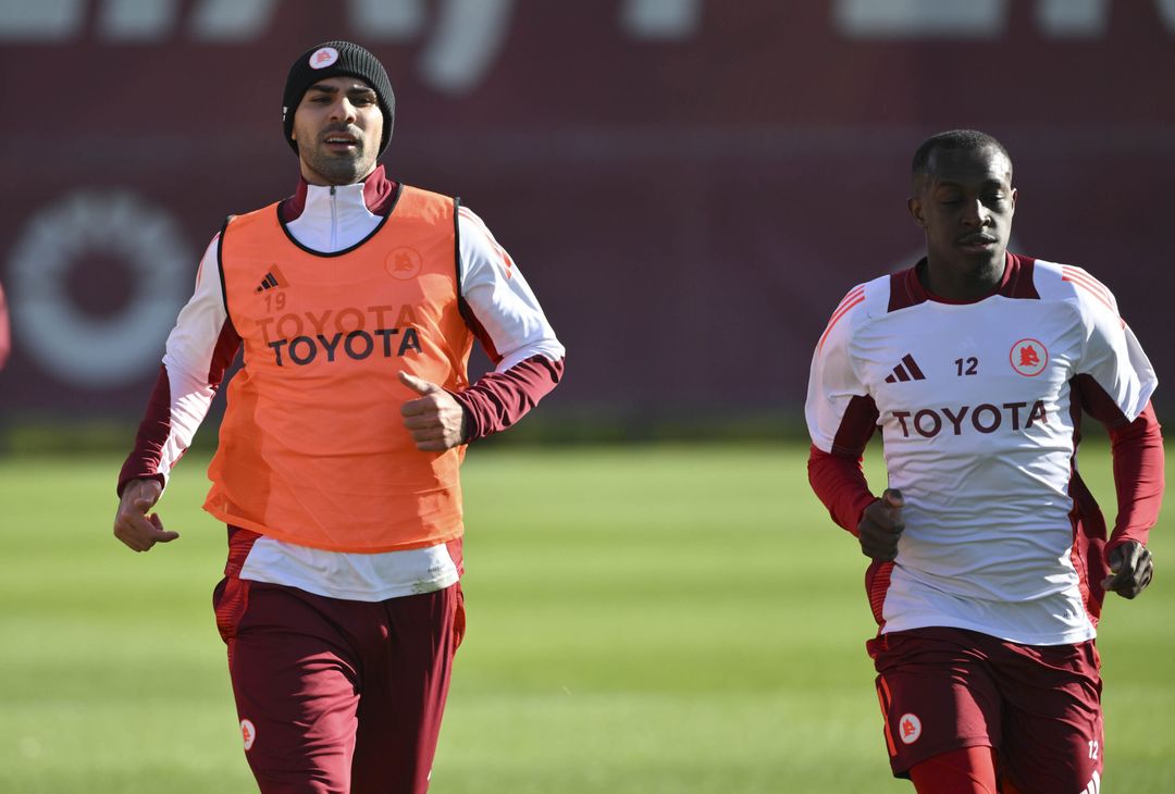 Roma, la ripresa degli allenamenti in vista del Milan – FOTO GALLERY - immagine 18