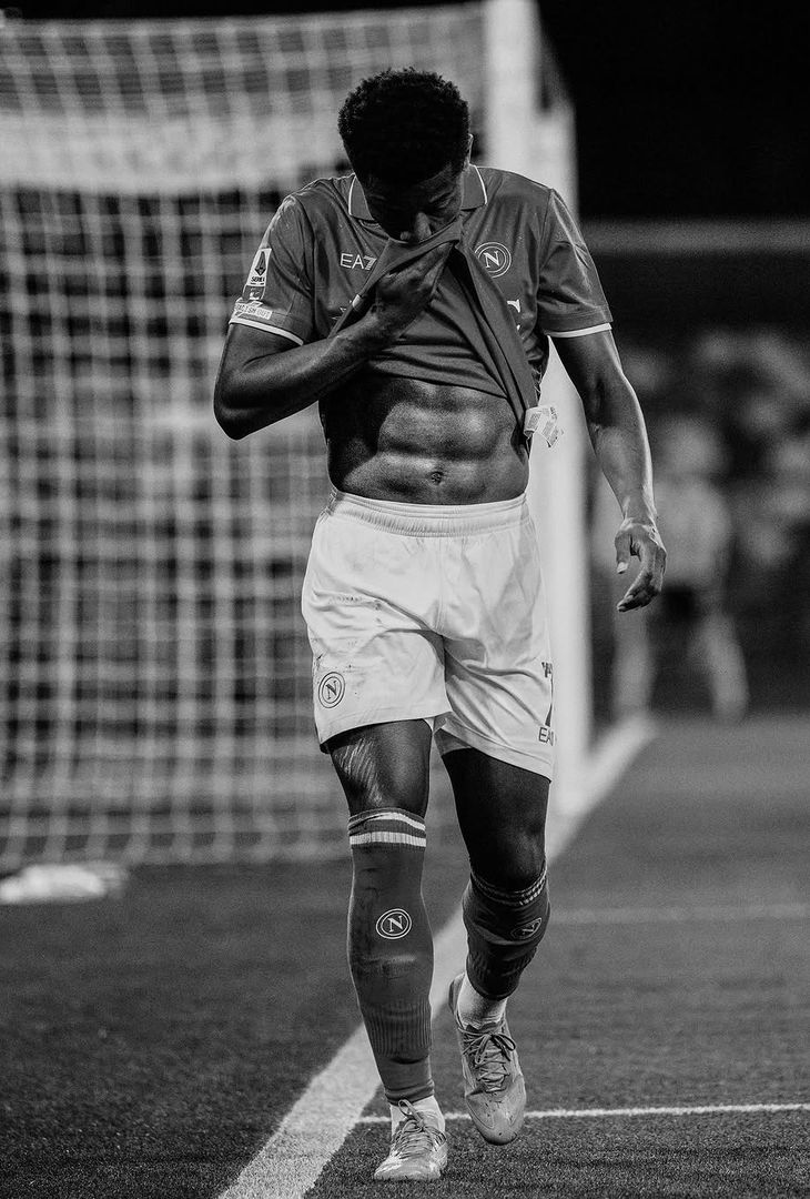 GALLERY Napoli coraggioso contro il Milan: i suggestivi scatti del match - immagine 14