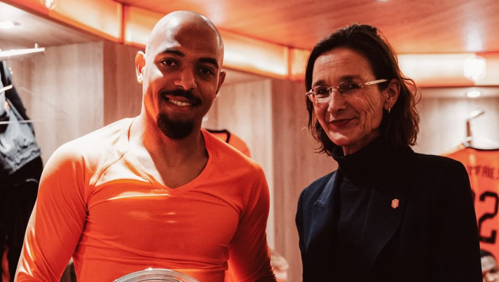 Malen fa 50 in nazionale: il post dell’olandese e il premio speciale dalla federazione - immagine 1