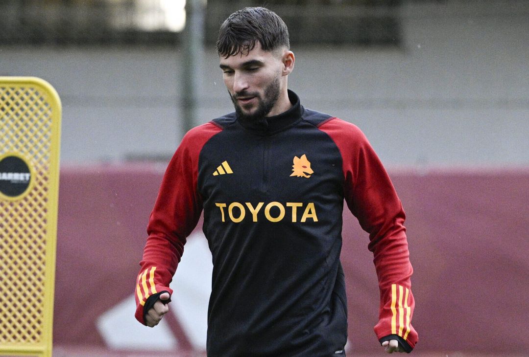 Trigoria, rifinitura prima di Roma-Monza: in gruppo Smalling – FOTO GALLERY - immagine 45