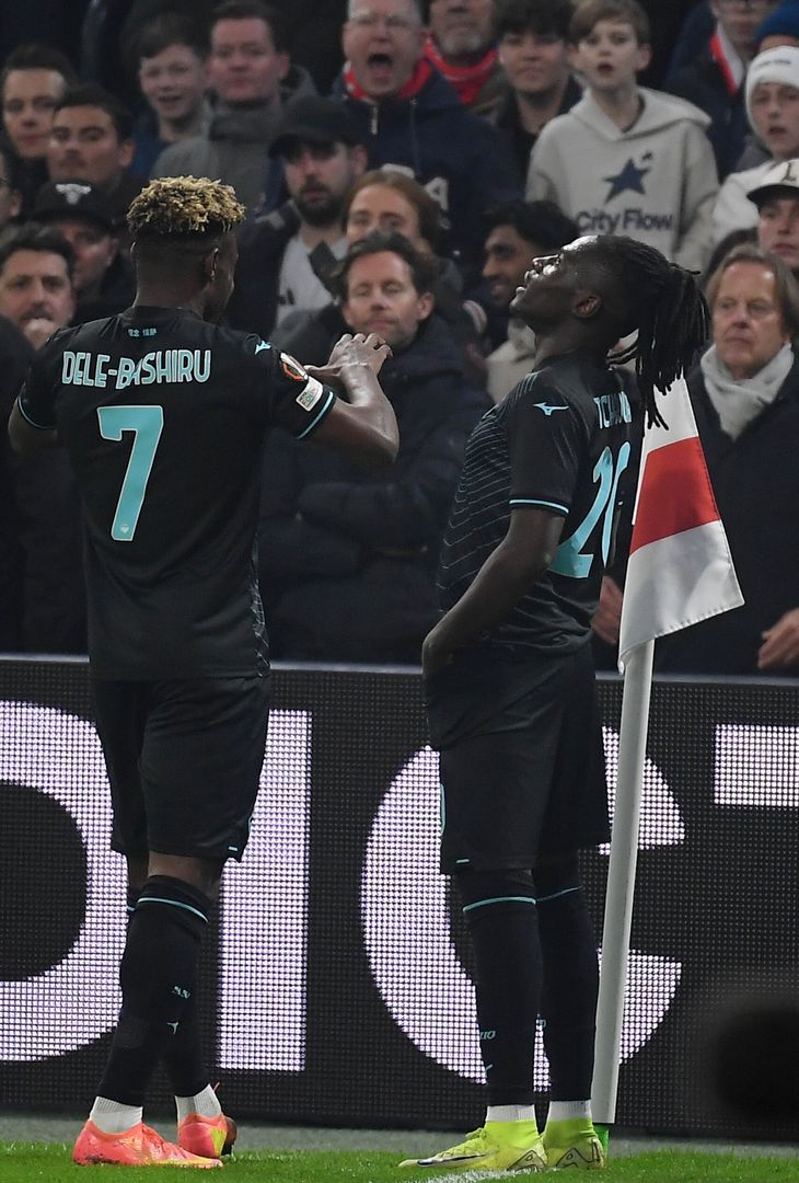 Dele-Bashiru e Tchaouna