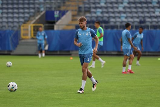 Vladyslav Vanat, attaccante della Dinamo Kyev. Dinamo Kyev-Hamrun, dove vedere la partita in diretta tv e streaming live- immagine 2
