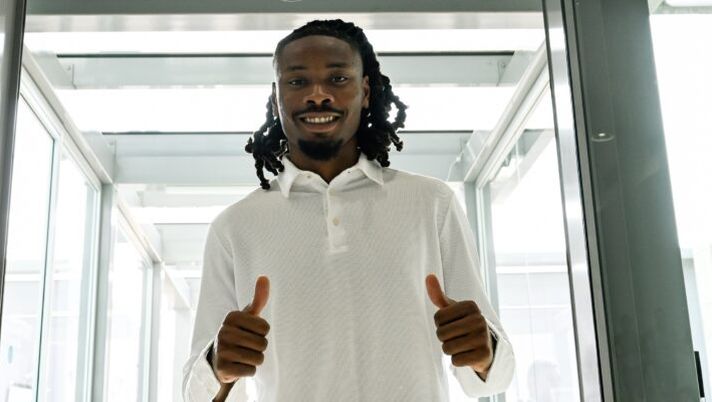 TURIN, ITALY - JULY 9: Khephren Thuram medical tests on July 9, 2024 in Turin, Italy. (Photo by Daniele Badolato - Juventus FC/Juventus FC via Getty Images) Romano: “Oggi l’annuncio di Thuram ma la Juve lavora anche per un acquisto in difesa” - immagine 1