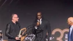 Premio Gentleman, Leao premiato come miglior giocatore del Milan | VIDEO
