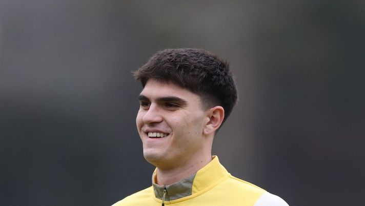 Rinnovi Milan, Tomori a un passo. Si vuole blindare Bartesaghi. Mentre Pulisic ...