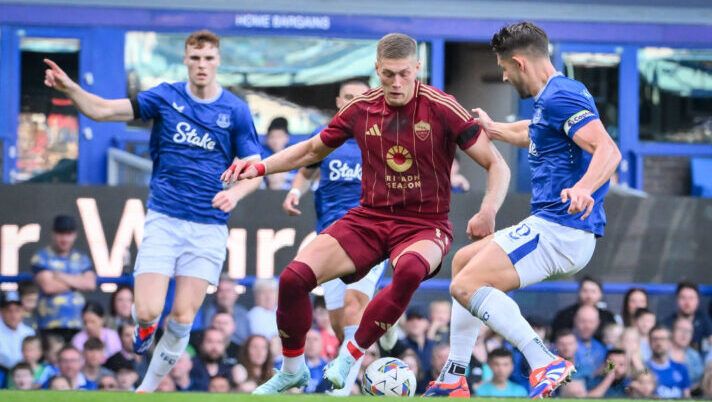 Roma, Soulé fa assist e la prima di Dovbyk: è 1-1 con l’Everton, ecco le pagelle - immagine 1