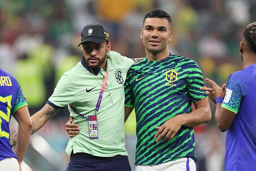 Brasile, Casemiro difende Neymar: “È un giocatore sovrumano. Tornerà in forma”- immagine 2