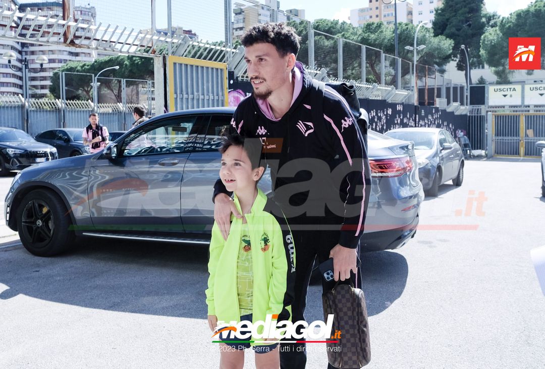 FOTO Venezia-Palermo, i Rosanero in partenza dal “Renzo Barbera” (GALLERY) - immagine 34