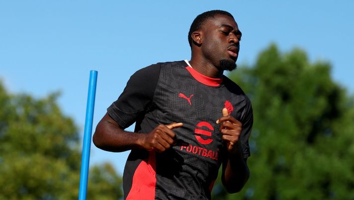 Allegri e l'imbarazzo della scelta: chi gioca a centrocampo nel nuovo Milan?