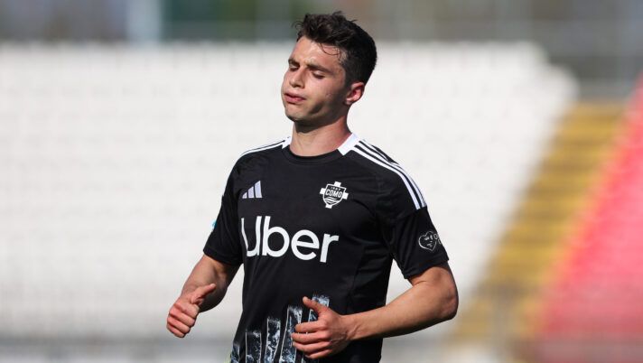 Douvikas, Morata, Baturina, Kuhn, Rodriguez, Valle: chi gioca e chi no nel Como - immagine 1