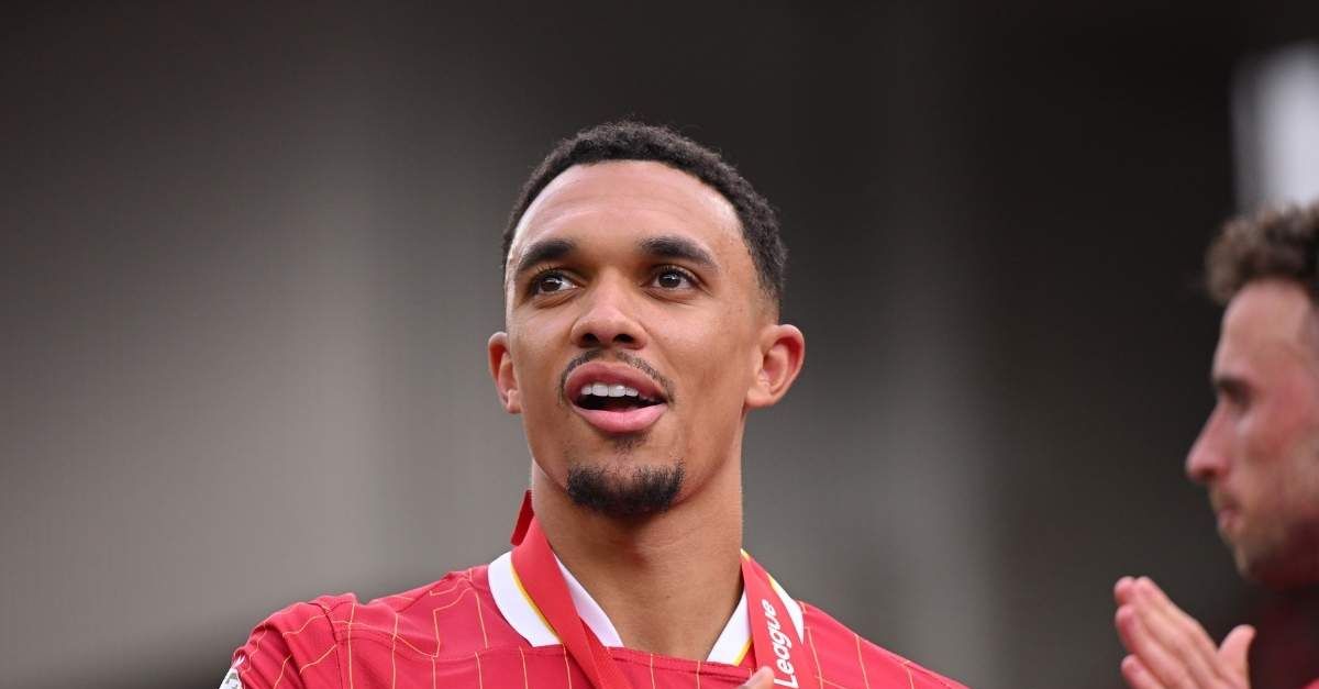 Alexander Arnold lascia il Liverpool per il Real Madrid: ufficiale | Calciomercato Alexander Arnold lascia il Liverpool per il Real Madrid: ufficiale | Calciomercato