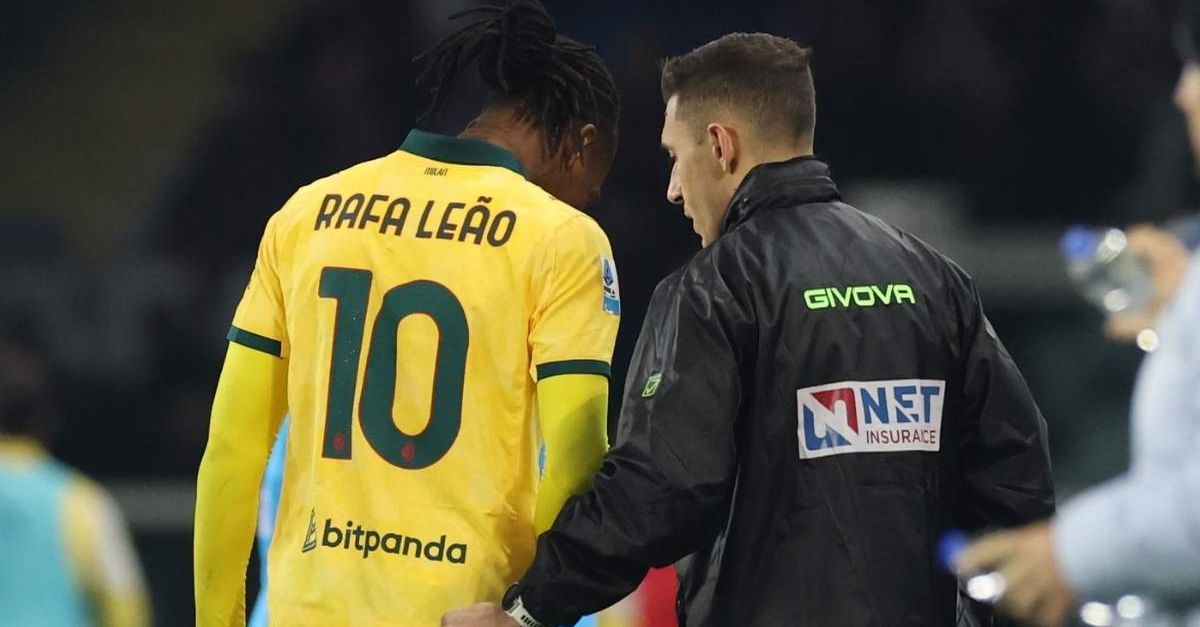 Infortunio Leao, Milan in ansia: ecco cosa filtra sulla sua presenza in Supercoppa Infortunio Leao, Milan in ansia: ecco cosa filtra sulla sua presenza in Supercoppa