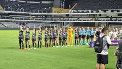 Derby paulista femminile, abusi del tecnico del Santos: le atlete Corinthians si coprono la bocca…