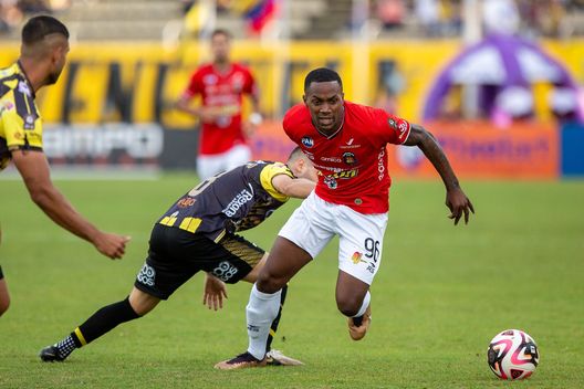 Venezuela, ecco la protesta del Caracas nel Clásico con il Táchira