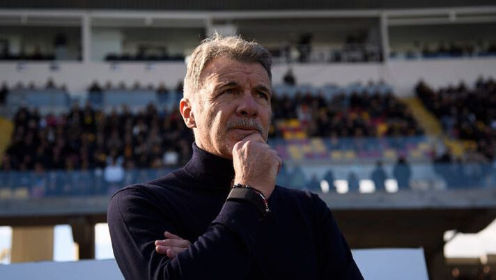 LECCE, ITALY - NOVEMBER 30: Marco Baroni Head Coach of Torino FC during the Serie A match between US Lecce and Torino FC at Stadio Via del Mare on November 30, 2025 in Lecce, Italy. (Photo by Stefano Guidi - Torino FC/Torino FC 1906 via Getty Images) Baroni: “Rigorista? Vi dico la gerarchia completa! Zapata, Casadei, Vlasic, Asllani e cosa non va” - immagine 1