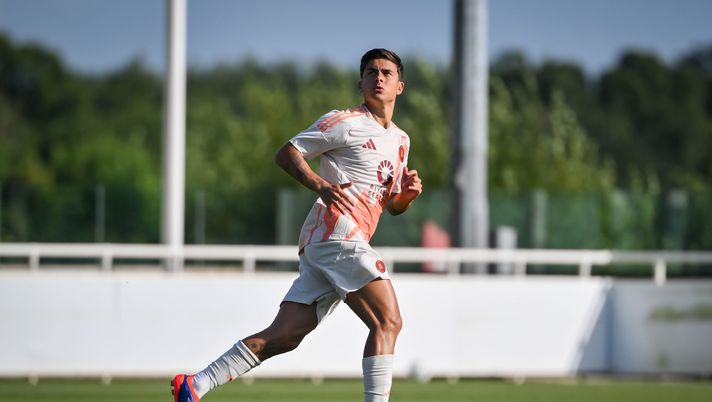 Barnsley-Roma 0-4: apre Le Fée. L’asse Soulé-Dybala vale il poker giallorosso - immagine 1