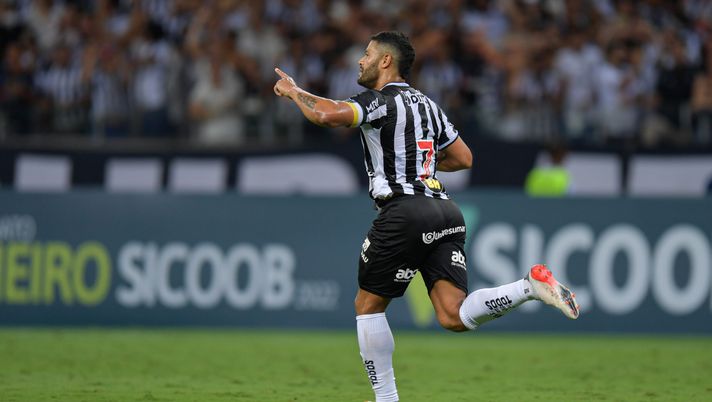 BELO HORIZONTE, BRAZIL - MARCH 06: Hulk of Atletico Mineiro celebrates after scoring the first goal of his team during a match between Atletico MG and Cruzeiro as part of Campeonato Mineiro 2022 at Mineirao Stadium on March 06, 2022 in Belo Horizonte, Brazil. (Photo by Pedro Vilela/Getty Images) Atletico MG-Bolivar di Copa Sudamericana: dove vederlo in diretta tv e streaming - immagine 1